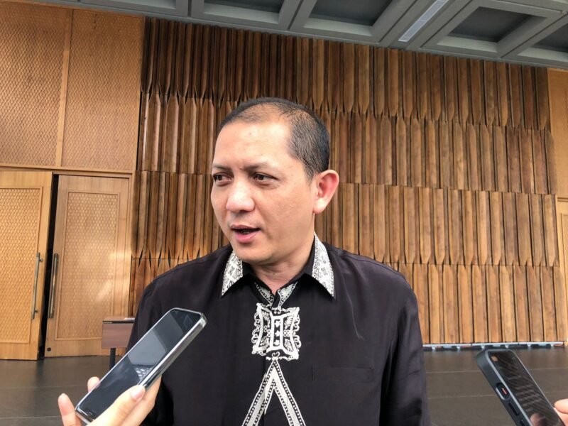 Executive Vice President PT Pegadaian, Ferry Hariawan saat acara Entrepreneur Hub Finance di The Pade Hotel, Banda Aceh, Kamis (14/8/2025). Foto : ( Hulwa Dzakira/NOA.co.id).