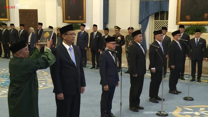 Foto: Purbaya Yudhi Sadewa saat mengucapkan sumpah janji jabatan sebagai menteri keuangan. (Tangkapan Layar Youtube Sekretariat Presiden).