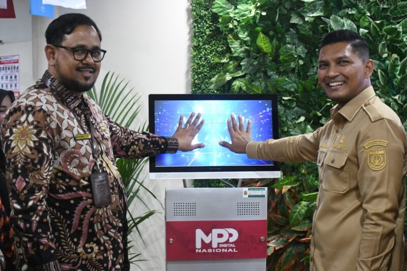 Bang Afdal, Wakil Wali Kota Banda Aceh resmikan sistem informasi terpadu MPP Banda Aceh. Dok. Pemko Banda Aceh