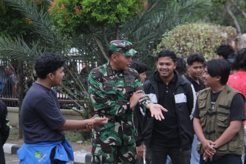 Kodam Iskandar muda dan Polda Aceh bersinergi amankan Demontrasi di Aceh. Foto: Ist