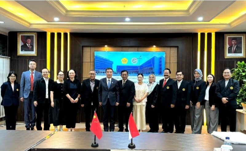 Universitas Borobudur menerima kunjungan resmi dari delegasi Chinese Service Center for Scholarly Exchange (CSCSE), Ministry of Education China pada Rabu, 17 September 2025. Foto: ist.