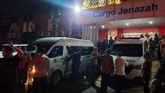 Foto: Jenazah Zetro Leonardo Purba, staf KBRI yang tewas ditembak di Peru tiba di Bandara Internasional Soekarno-Hatta. (dok. Istimewa)