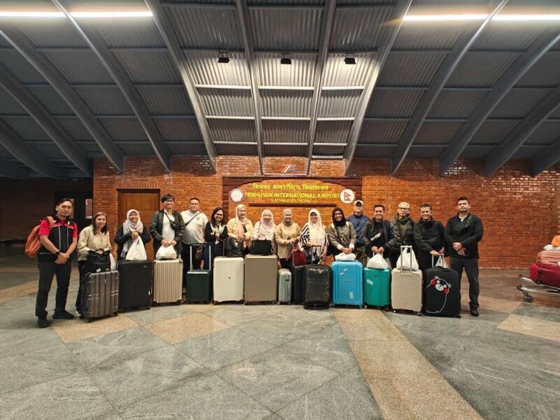 Pemulangan Rombongan pertama WNI di Nepal sebanyak 18 orang dari Tribuvan International Airport, Kamis (11/9/2025). (Foto : NOA.co.id/HO-Kemlu RI).