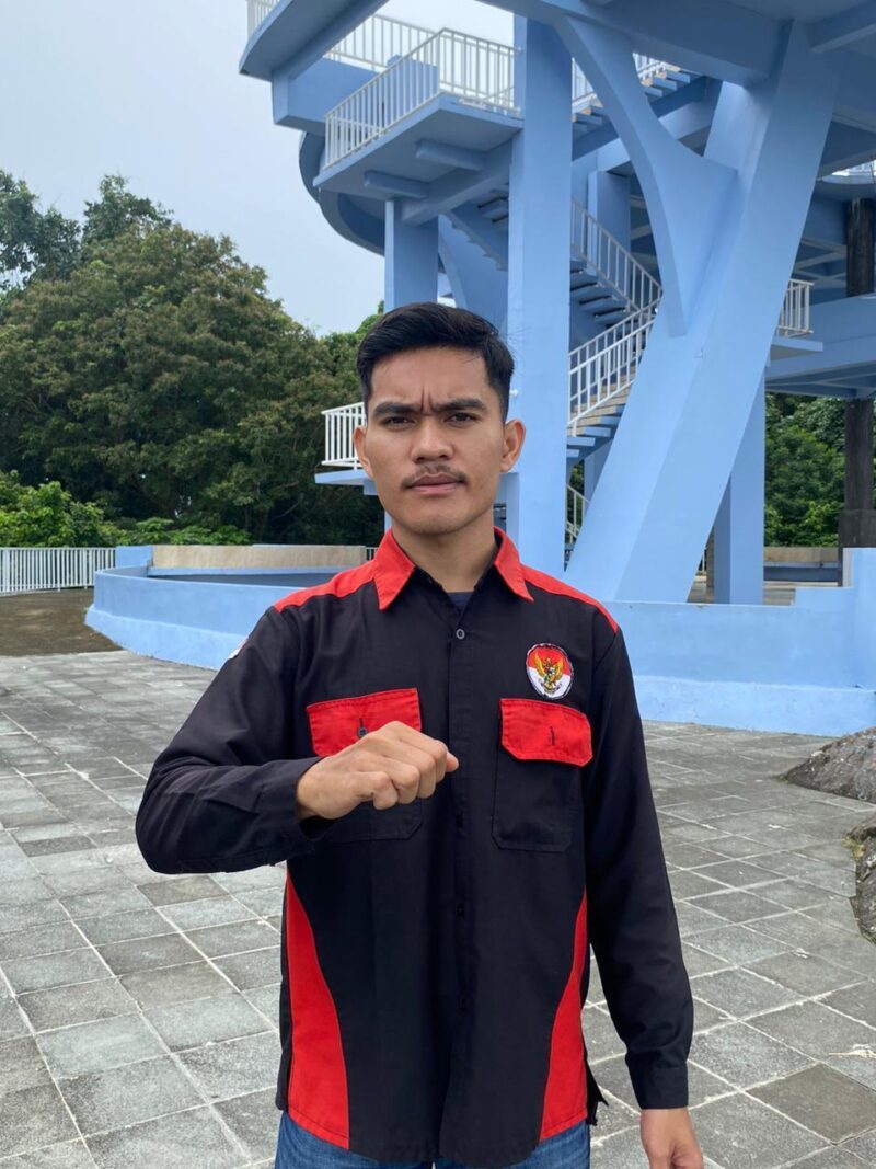 Mahmud Padang - Ketua DPW Aliansi Mahasiswa dan Pemuda Anti Korupsi (Alamp Aksi) Provinsi Aceh menulis opini ‘Negeri yang Ditambang dengan Surat’. Foto: Dok. Pribadi/NOA.co.id