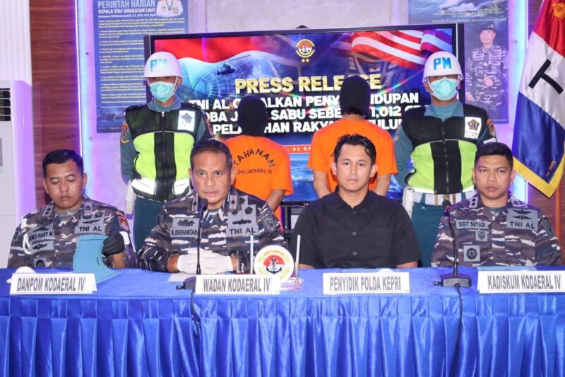 konferensi pers Penyeludupan Sabu Jaringan Internasional, Batam, Jumat (3/10/2025). (Foto : NOA.co.id/HO- Dispenal)