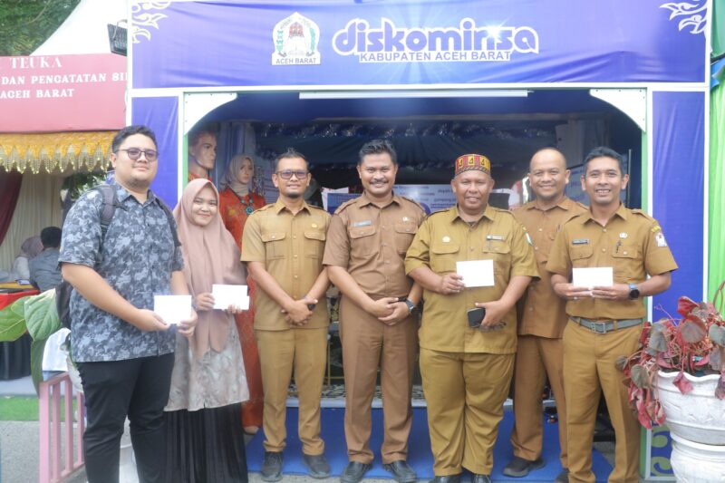 Diskominsa Aceh Barat Bagikan Hadiah Lomba Fotografi, Promosikan Wisata Lokal. Foto: Dok. Diskominsa Aceh Barat