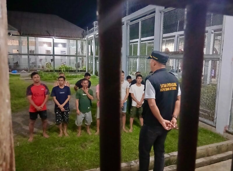 Wujudkan Stabilitas Keamanan dan Ketertiban, Lapas Meulaboh Lakukan Penggeledahan Blok Hunian Secara Intensif. Foto: Ist