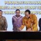 KPK dan Pertamina menandatangani berita acara serah terima Aset rampasan negara senilai Rp27,6 miliar dari perkara korupsi Dermaga Sabang, Jakarta, Selasa (28/10/2025). (Foto : NOA.co.id/HO-KPK).
