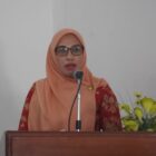 Ketua DWP Aceh, Malahayati M. Nasir, berfoto bersama pengurus DWP Jawa Barat dalam kunjungan kerja di Bandung, Senin (17/11/2025). Foto: Dok. Biro Adpim Setda Aceh