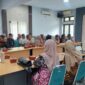 Bappeda Banda Aceh bersama Dinas P3AP2KB dan perwakilan OPD terkait saat mengikuti sosialisasi penyusunan Data Ansit Stunting di Aula Bappeda, Kamis (20/11/2025). Foto: Dok. Diskominfo Kota Banda Aceh