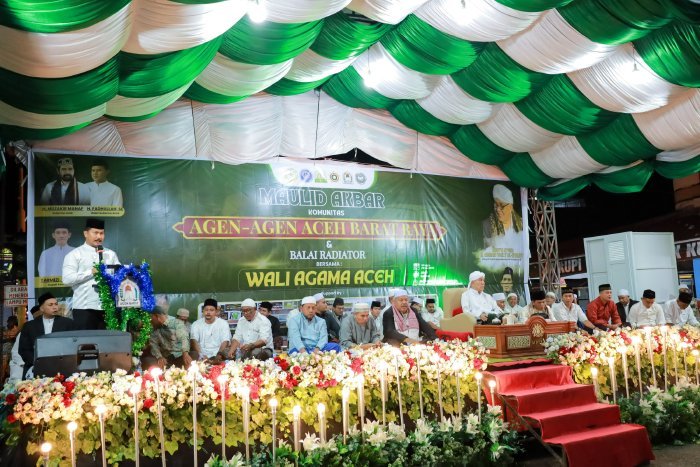 Pemerintah Kabupaten Aceh Barat hadir dalam Maulid Akbar di Meulaboh sebagai bentuk penguatan silaturahmi dan kolaborasi dengan masyarakat, Minggu (23/11/2025). Foto: Dok. Pemkab Aceh Barat