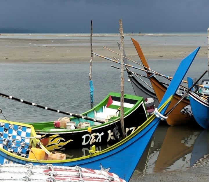 Kapal nelayan di Pidie parkir karena cuaca ekstrem banyak yang tidak melaut, (Foto.IST).