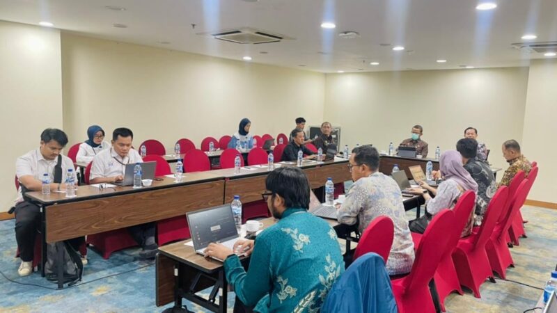 Rapat Koordinasi Tindak Lanjut Rekomendasi Kebijakan terkait UUPA untuk Penguatan Penerapan Desentralisasi Asimetris, Jakarta, Jumat (31/10/2025). (Foto : NOA.co.id/HO-Kemenko Polkam).