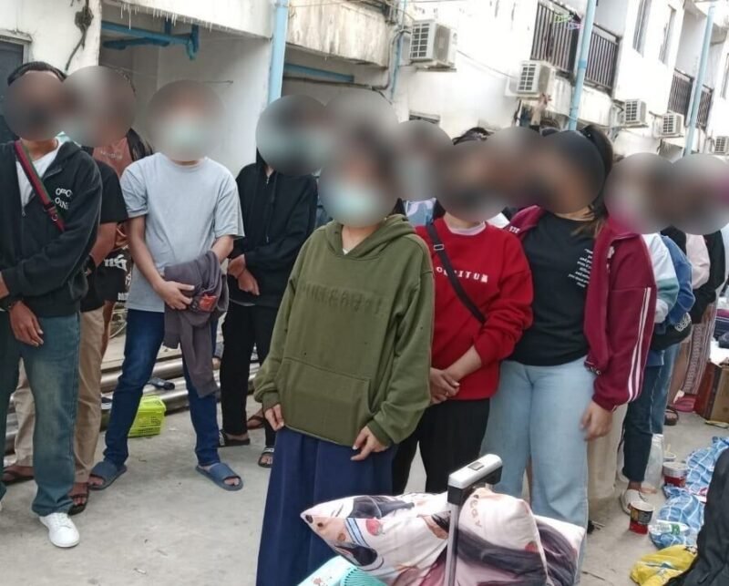 KBRI Yangon Pulangkan 56 WNI dari Myanmar menuju Mae Sot Thailand sebagai tahap awal proses pemulangan ke Indonesia, Senin (8/12/2025). (Foto : NOA.co.id/HO-KBRI Yangon).