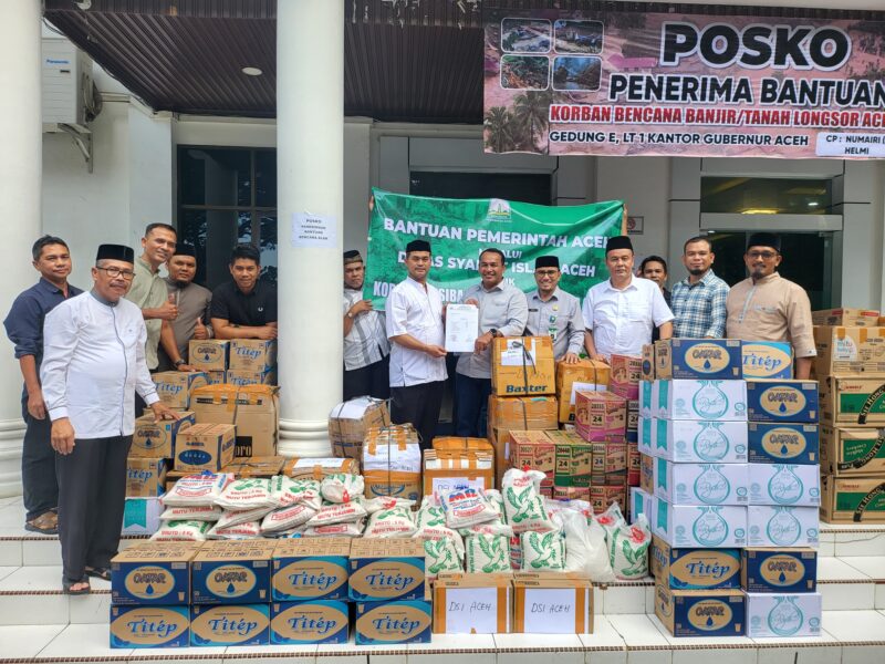 DSI Aceh menunjukkan komitmen sosial dengan menyalurkan bantuan bagi masyarakat dan pegawai yang terdampak bencana hidrometeorologi, Jumat (5/12/2025). Foto: Dok. Istimewa