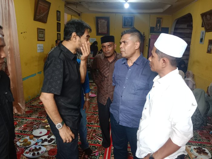 Plt Kepala Dinas Pendidikan Aceh, Murthalamuddin, melaporkan program strategis pendidikan kepada Gubernur Aceh, Muzakir Manaf, Minggu (16/11/2025). Foto: Dok. Istimewa