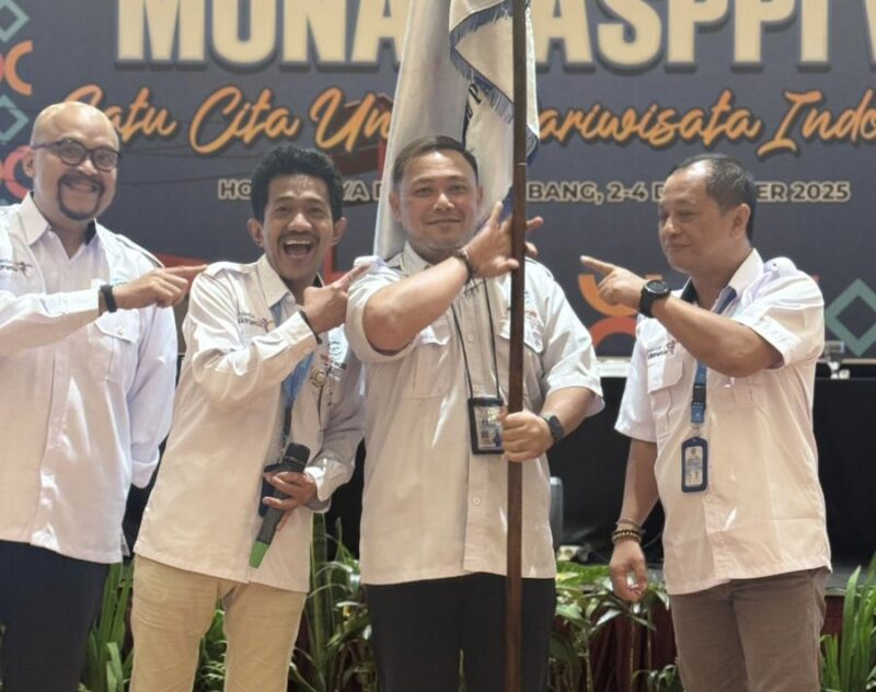 Putra asli Aceh, Azwani Awi, terpilih sebagai Ketua Umum Asosiasi Pelaku Pariwisata Indonesia. Foto: Dok. Istimewa