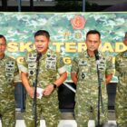 Press Conference di Posko Satgas Gulben Halim Perdana Kusuma, Jakarta Timur, Jumat (12/12/2025). (Foto : NOA.co.id/HO-Puspen TNI).