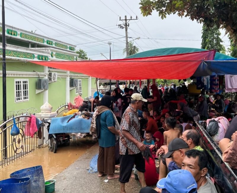 Banjir bandang yang menyapu Aceh Tamiang, Provinsi Aceh meninggalkan kerusakan luas dan duka bagi warga. (Foto: Ist)