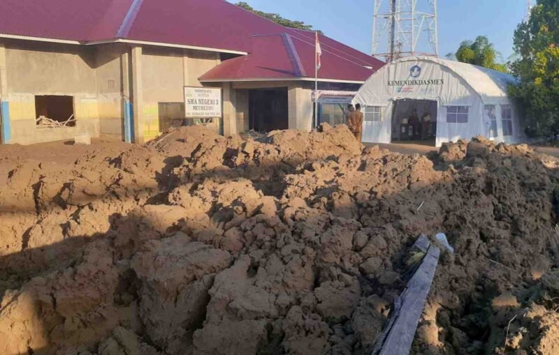 Hari Pertama Masuk Sekolah di SMA Negeri 2 Meuredu Pascabencana hidrometeorologi, Pidie Jaya Senin (5/1/2026). (Foto : NOA.co.id/Farid Ismullah).