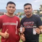 Muhammad Mairiska Putra bersama bupati Aceh Barat Daya, Safaruddin. Foto. Dok. Teukunizar/NOA.co.id