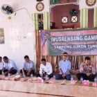 Warga Gampong Seukon, Tungkop Kecamatan Indrajaya, menggelar Munserenbang di Meunasah, Selasa (27/1/2026) (Foto.IST).