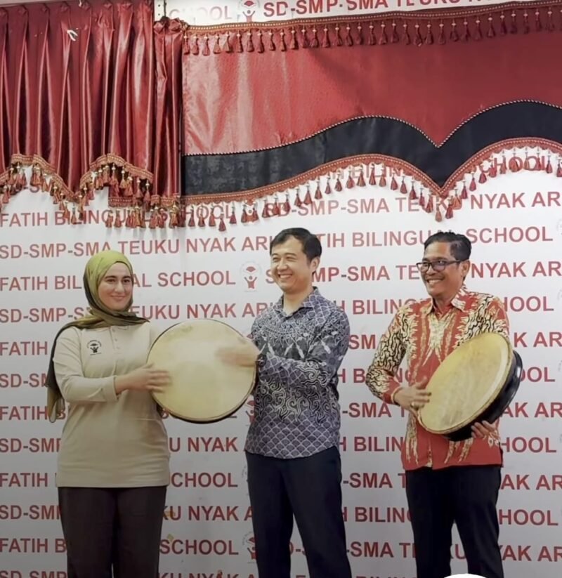 Disdikbud Kota Banda Aceh melanjutkan kolaborasi pendidikan dengan Australia melalui Fatih Volunteering Teaching Program tahun 2026. Foto: Dok. Diskominfo Kota Banda Aceh