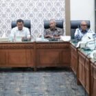 Suasana pertemuan konsultasi kelembagaan antara Banmus DPRD Batu Bara dan Sekretariat DPRA di Banda Aceh, Kamis (22/1/2026). Foto: Dok. DPRA