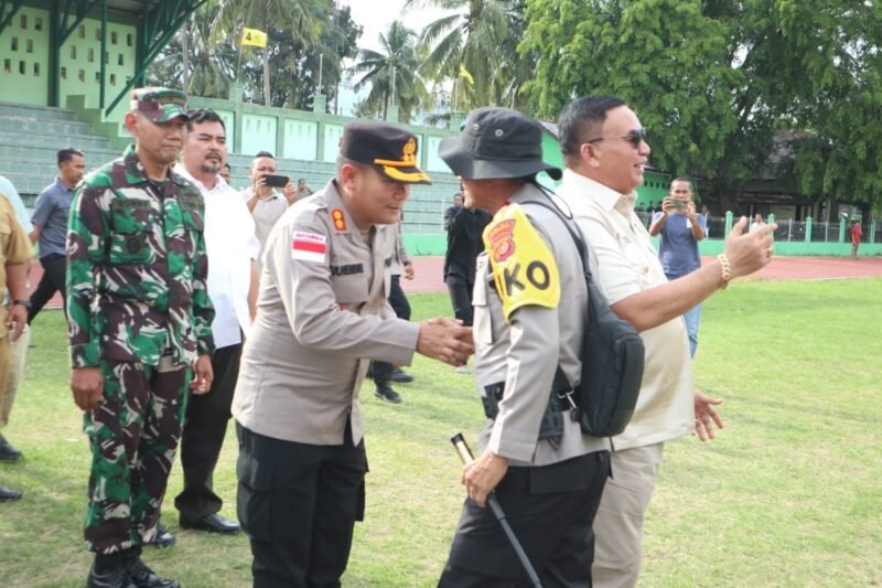 Kapolda Aceh Irjen Pol. Marzuki Ali Basyah saat kunjungan kerja ke Kabupaten Aceh Tenggara dan memberikan apresiasi kepada Forkopimda atas keberhasilan percepatan pemulihan pascabencana, Senin (19/01/2026). Foto: Dok. Istimewa