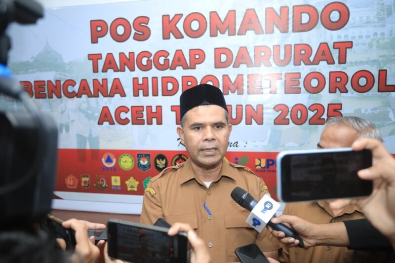 Juru Bicara Posko Bencana Aceh 2025, Murthalamuddin, menyampaikan keterangan terkait pengelolaan dana bencana tahun 2025 di Banda Aceh, Rabu (11/2/2026). Foto: Dok. Istimewa 
