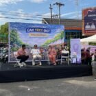 Perhimpunan Anggota Muda Obstetri dan Ginekologi (PAOGI) FK USK bersama AMSA Universitas Syiah Kuala menggelar aksi ini untuk mengedukasi warga tentang bahaya kanker serviks. Foto. Dok. Teukunizar/NOA.co.id