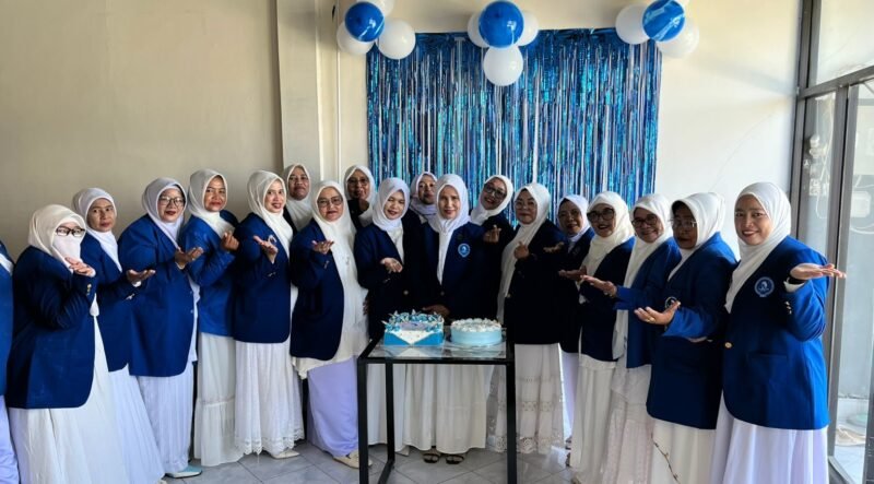 Dewan Pengurus Cabang (DPC) Ikatan Wanita Pengusaha Indonesia (IWAPI) Aceh Barat Daya merayakan HUT ke-51 dengan menggelar pertemuan daring bersama Dewan Pengurus Pusat (DPP). Foto. Dok. Teukunizar/NOA.co.id