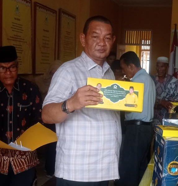 Anggota Dewan Perwakilan Rakyat Aceh (DPRA) dari Partai Golkar, Ir. Iskandar, reses tahun 2026 dengan menggelar silaturahmi dan pertemuan bersama kader Golkar se-Kabupaten Simeulue, Rabu (18/2/2026). Foto: Dok Argam/Noa.co.id.