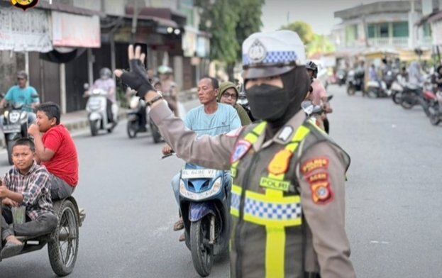 Strong point Polres Aceh Barat Daya menjelang berbuka puasa. Foto. Dok. Teukunizar/NOA.co.id