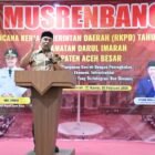 Bupati Aceh Besar H. Muharram Idris membuka Musrenbang perdana tingkat kecamatan dalam rangka penyusunan RKPD Aceh Besar Tahun 2027 di Kecamatan Darul Imarah, Kamis (5/2/2026). Foto: Dok. MC Aceh Besar