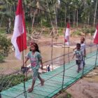 Jembatan Perintis (Jembatan Gantung) yang dibangun melalui Program Jembatan Garuda di Desa Lhok Kuyun, Kecamatan Sawang, Kabupaten Aceh Utara, menjadi akses penghubung bagi masyarakat di wilayah tersebut, Senin (9/3/2026). Foto: Dok. Istimewa 