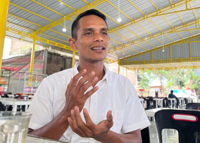 Suasana musyawarah tokoh masyarakat, ulama, dan perangkat gampong di Kecamatan Indrapuri terkait penetapan Imum Chik Masjid Abu Indrapuri yang memicu polemik setelah dikeluarkannya SK Bupati Aceh Besar. Foto: Dok. Istimewa