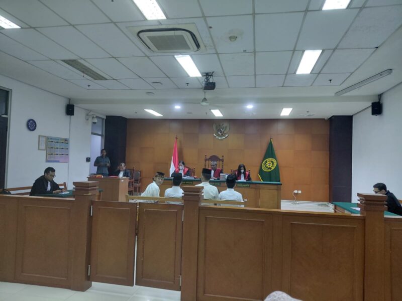 Terdakwa Pencuri Senpi Milik Polsek Divonis 10 Bulan Penjara, Jakarta, Rabu (11/3/2026). (Foto : Ist).