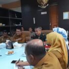 Rapat koordinasi Pemko Banda Aceh dan panitia TNI AU membahas persiapan HUT ke-80 Angkatan Udara agar berjalan tertib dan aman, Senin (30/3/2026). Foto: Dok. Diskominfo Kota Banda Aceh