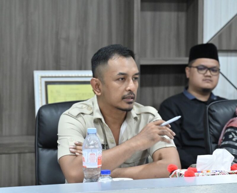 Anggota DPRK Banda Aceh, Teuku Arief Khalifah, memberikan apresiasi atas suksesnya penyelenggaraan Banda Aceh City Expo 2026 yang dinilai mampu mendorong pertumbuhan UMKM dan ekonomi daerah, Senin (27/4/2026). Foto: Dok. Istimewa 