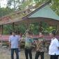 Wakil Gubernur Aceh Fadhlullah saat meninjau pembangunan jalan program Inpres Jalan Daerah (IJD) di Kecamatan Kembang Tanjong, Kabupaten Pidie, Kamis (30/4/2026). Foto: Dok. Istimewa 