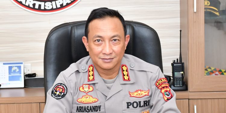 Kabid Humas Polda Bali Kombes Pol Ariasandy memberikan keterangan terkait kesiapan pengamanan Kemala Run 2026, Kamis (16/4/2026). Foto: Dok. Istimewa 
