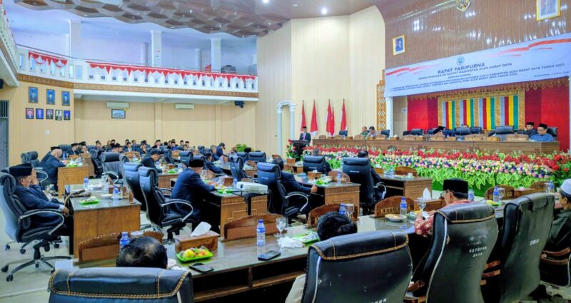 Rapat Paripurna DPRK Aceh Barat Daya. Foto. Dok. Teukunizar/NOA.co.id