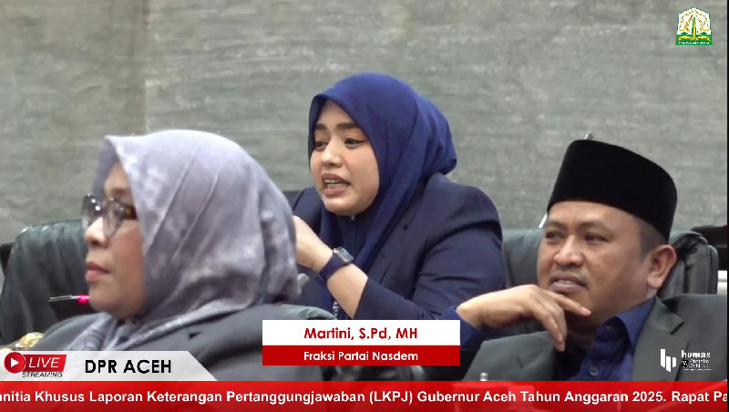 Anggota DPRA Fraksi Partai NasDem, Martini, menyampaikan keterbatasan anggaran Pokir di Gedung DPRA, Banda Aceh, Senin (6/4/2026). Foto: Dok. Istimewa 