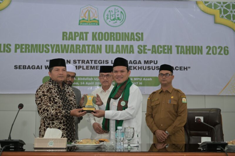 Wakil Gubernur Aceh, Fadlullah, SE membuka Rapat Koordinasi Majelis Permusyawaratan Ulama (MPU) Se-Aceh Tahun 2026 dj Aula MPU Aceh, Aceh Besar, Selasa (14/4/2026). Foto: Dok. Istimewa 
