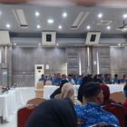 Suasana Rapat Koordinasi KLA Kota Banda Aceh yang membahas target peningkatan predikat Kota Layak Anak tahun 2026, Jumat (17/04/2026). Foto: Dok. Diskominfo Kota Banda Aceh