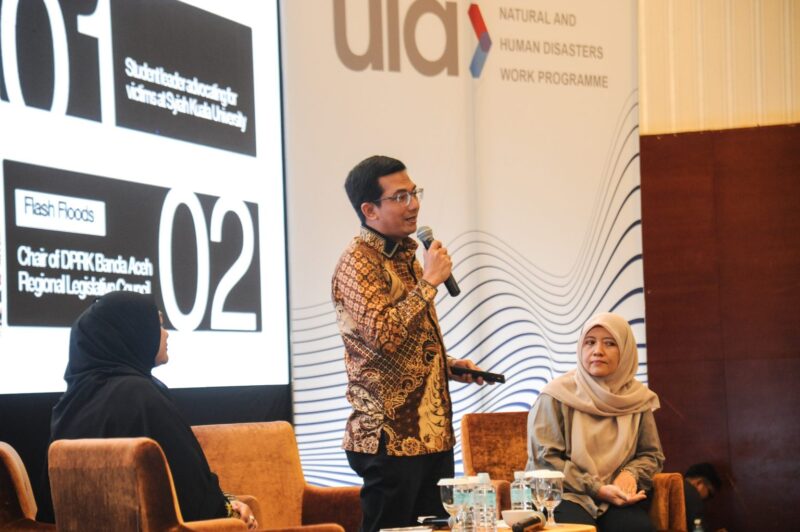 Ketua DPRK Banda Aceh, Irwansyah, S.T, saat menjadi narasumber dalam kegiatan pertemuan arsitek dunia yang membahas kolaborasi pembangunan dan penataan kota, di Banda Aceh. Foto: Dok. DPRK Banda Aceh