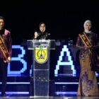 Wali Kota Banda Aceh Illiza Sa’aduddin Djamal menyampaikan sambutan dalam BAA Talks 2026 di AAC Dayan Dawood, Rabu (22/4/2026). Foto: Dok. Prokopim Kota Banda Aceh