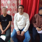 Dua terduga pelaku kasus penelantaran bayi saat diamankan petugas kepolisian di Banda Aceh, Minggu (12/4/2026). Foto: Dok. Satreskrim Polres Aceh Jaya