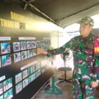 Kapten Inf Faryanda saat memperlihatkan progres pengerjaan TMMD Kodim di Posko induk TMMD ke-128. Foto. Dok. Teukunizar/NOA.co.id
